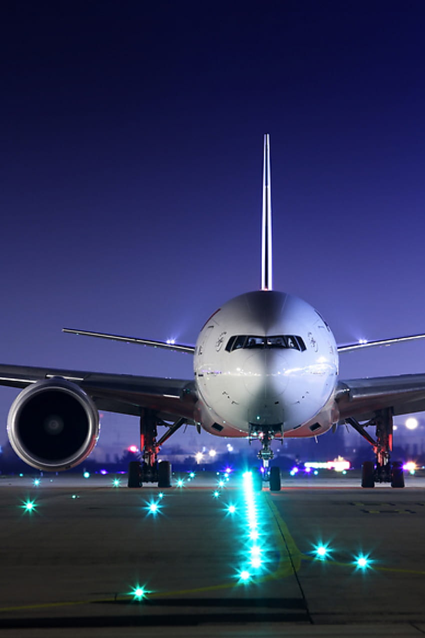 Wallpaper Boeing 747-8 plane, airport 3840x2160 UHD 4K Picture, Image