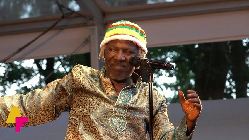 Alpha Blondy & The Solar System - Brigadier Sabary - AFH1075 in 2020. Singer, Solar system, Music business HD wallpaper
