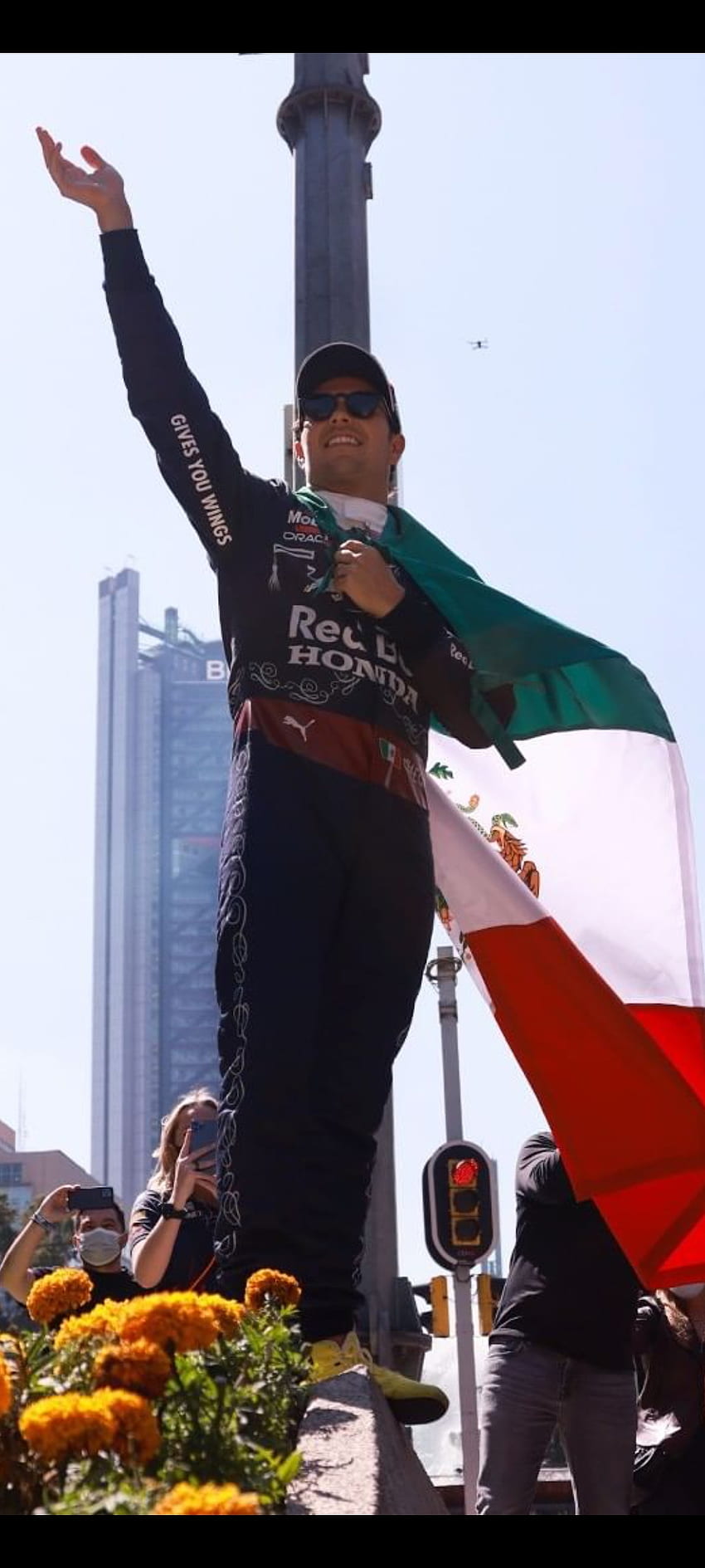 Sergio Pérez | 11, balap redbull, checo kotak kotak, formula 1, sergio perez, SP11, f1, meksiko, redbull, checo wallpaper ponsel HD