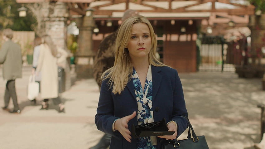 Dolce & Gabbana Wallet Held by Reese Witherspoon in Big Little Lies – Season 2, Episode 3, The End of the World (2019) HD wallpaper