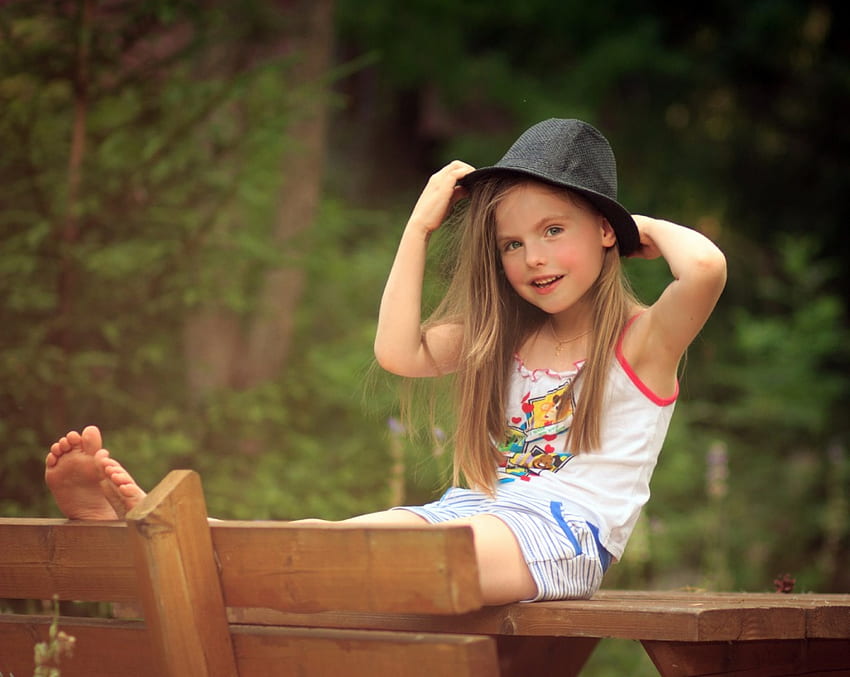 little girl, childhood, blonde, fair, nice, adorable, Hat, Seat, bonny, sweet, Belle, white, smile, Hair, girl, comely, sightly, pretty, green, face, lovely, pure, child, graphy, cute, baby, , set, Nexus, beauty, kid, feet, beautiful, people, little, pink, Fun, dainty HD wallpaper