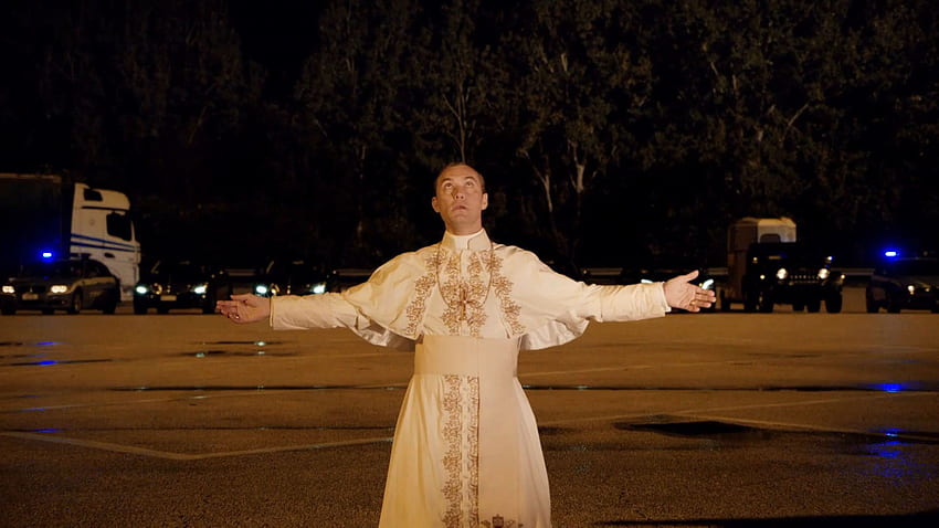 The Young Pope: Jude Law Stars As A Chain Smoking, Ego Maniac Pontiff Who Has Cherry Coke Zero In New TV Show HD wallpaper