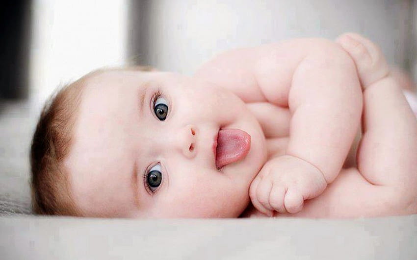 lindo sorriso de bebê • para tela widescreen de ultra alta definição, tablet e smartphone papel de parede HD