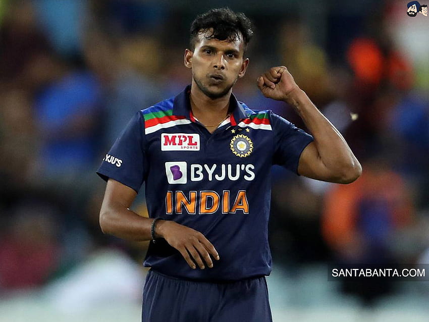 El jugador de críquet indio T Natarajan en el campo fondo de pantalla