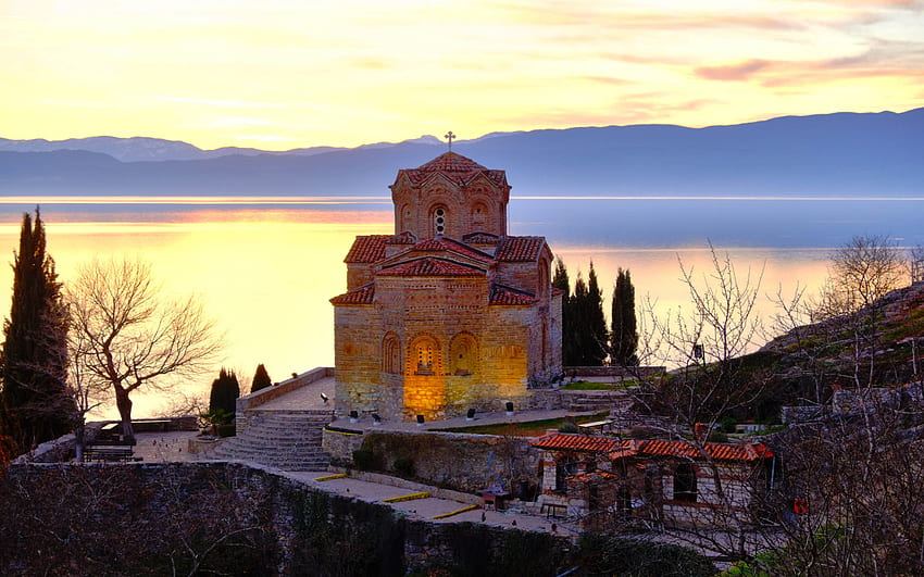 โบสถ์ในมาซิโดเนีย โบสถ์เซนต์จอห์นที่ Kaneo Orthodox Church ใน Ohrid ที่ Sunset Ultra สำหรับคอมพิวเตอร์ แล็ปท็อป แท็บเล็ต และโทรศัพท์มือถือ วอลล์เปเปอร์ HD
