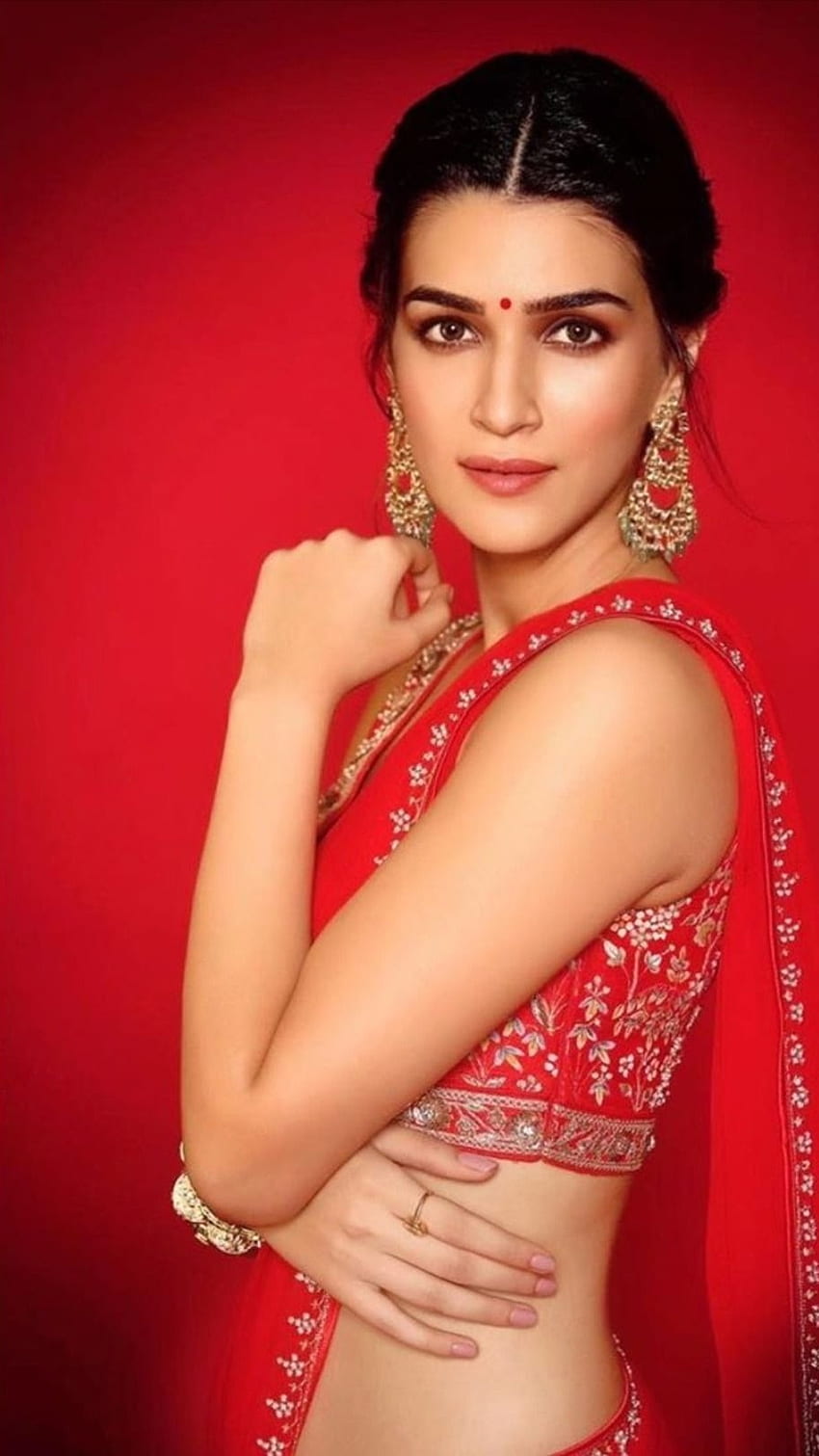 Bollywood Heroine, Kriti Sanon, Beautiful Bollywood Heroine HD phone wallpaper