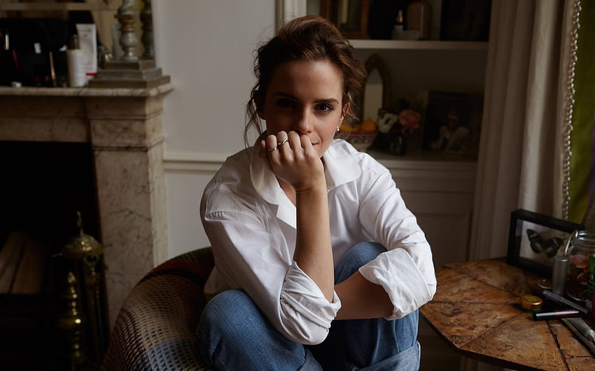 Emma Watson, belle actrice anglaise Fond d'écran HD