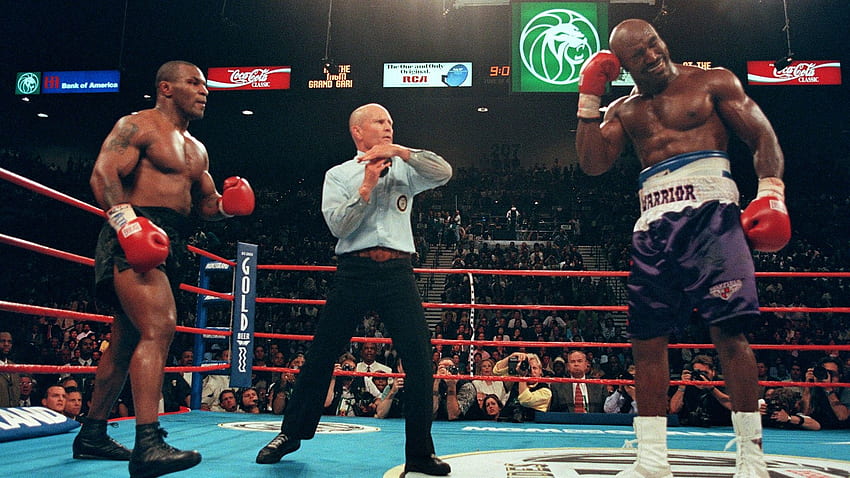 Holyfield Tyson 3? Evander Holyfield macht seinen Pitch für einen Ausstellungskampf mit Mike Tyson. DAZN News USA, Mike Tyson Knockout HD-Hintergrundbild