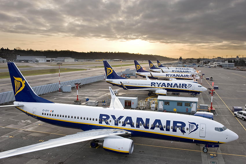 Niepowstrzymany wzrost Ryanaira: zyski, samoloty, trasy Tapeta HD