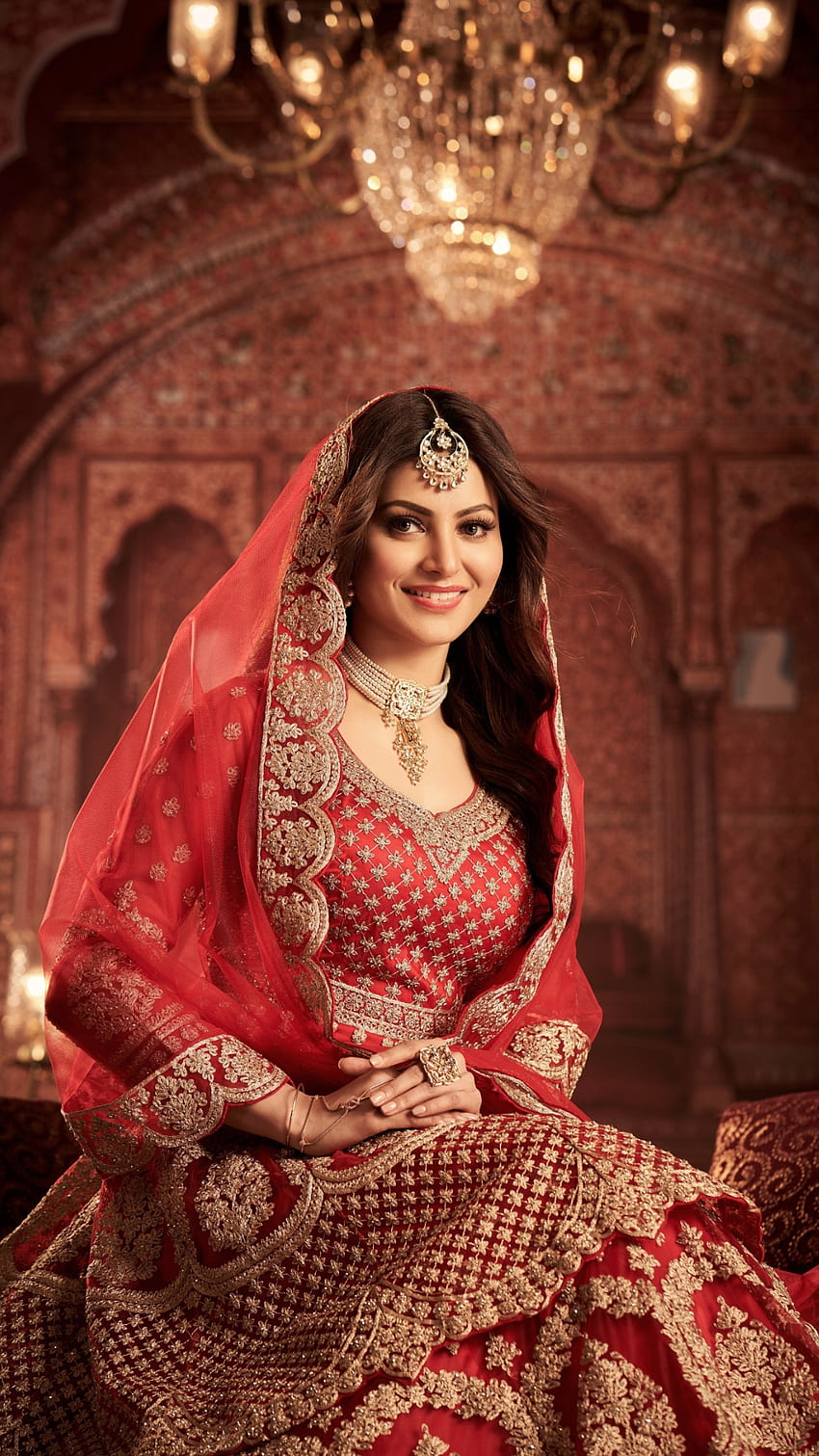 Urvashi Rautela, noiva, atriz, beleza, bollywood Papel de parede de celular HD