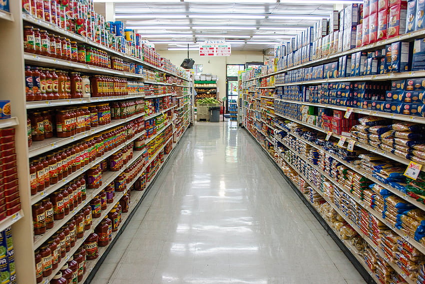 スーパーマーケット 。 スーパー マーケット、スーパー マーケットのショッピングの背景とスーパー マーケットの棚、ストア 高画質の壁紙