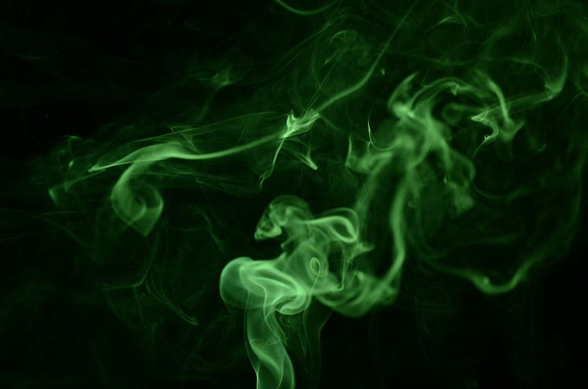 Zielony dym. Ciemnozielona estetyka, tło dymu, rysunek dymu, neonowy zielony dym Tapeta HD