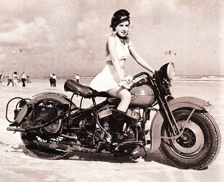 Vintage Motorcycle Girls Bikers Dekstop Background, Old School Biker HD wallpaper