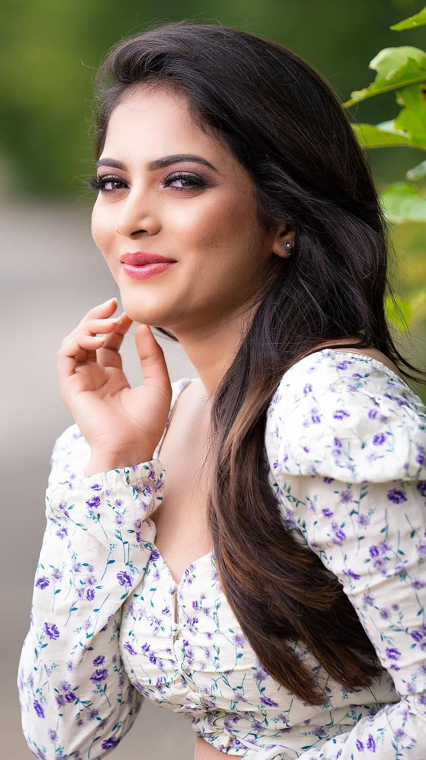 Kruthika Rao, kannada actress, beautiful HD phone wallpaper Pxfuel