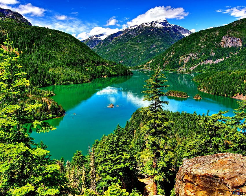 Danau Diablo di Washington, refleksi, hijau, awan, pohon, alam, danau, gunung Wallpaper HD