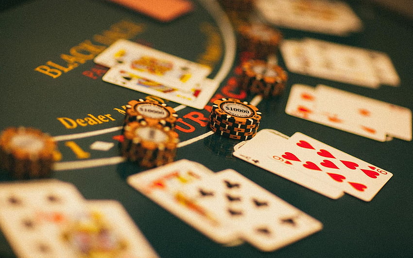 Poker kasyno karty do gry żetony do kasyna stół do pokera. . 1377917 Tapeta HD