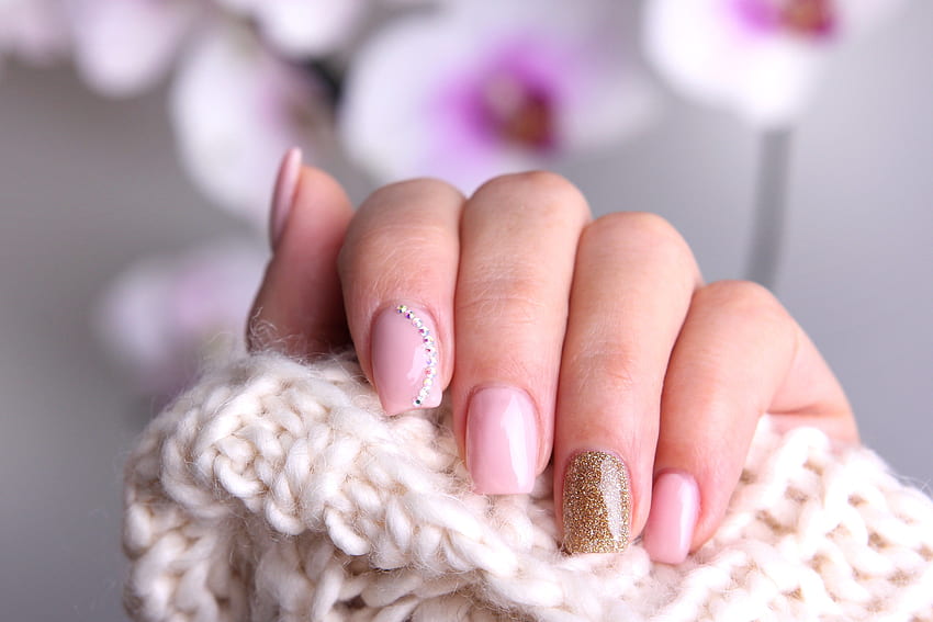 Our Top 5 Winter Nail Colors - Shannon Gail