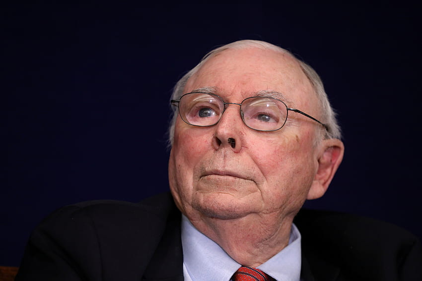 Berkshire's Munger says China right to clip Ma's wings, Charlie Munger ...