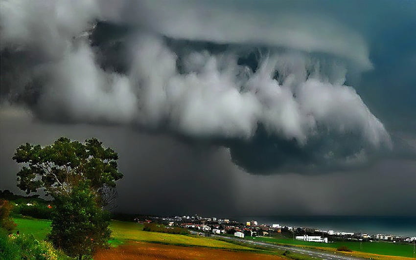 Approche d'un nuage d'orage, violence, danger, nature, tempêtes Fond d'écran HD