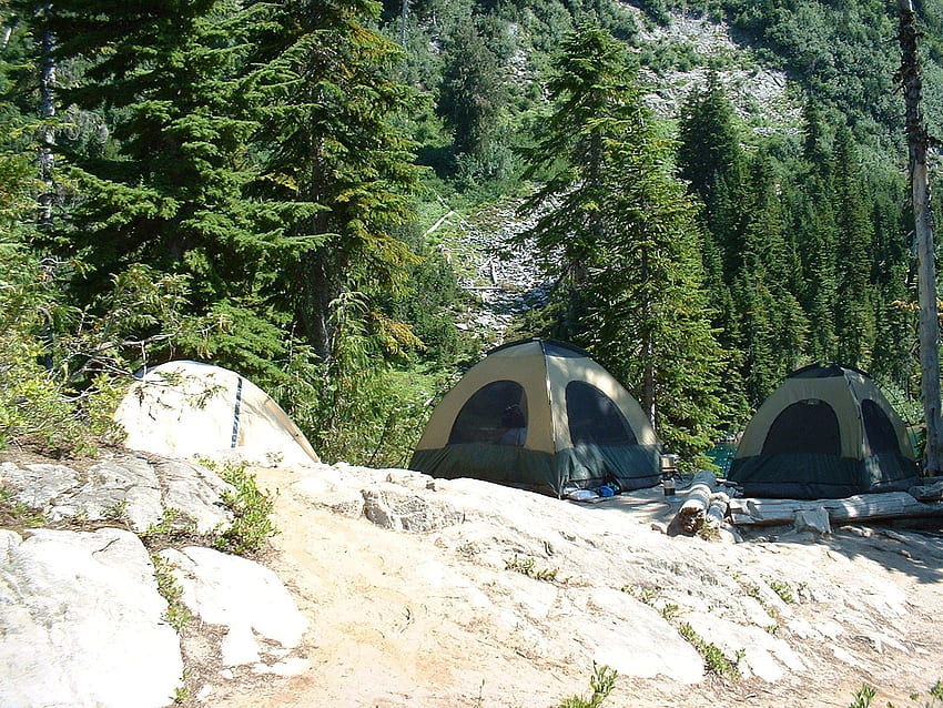 Snow Lake Campsite, Mt. Rainier National Park, Estado de Washington, EUA, Pacific Northwest Camping papel de parede HD