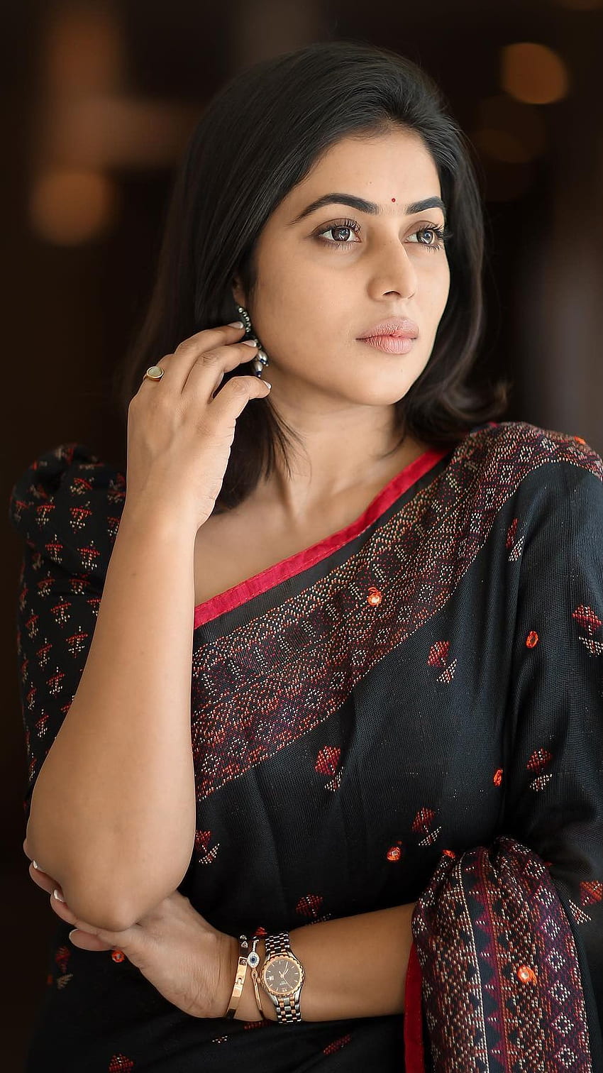 Poorna Kasim, multilingual actress, model, beautiful, saree beauty HD phone wallpaper