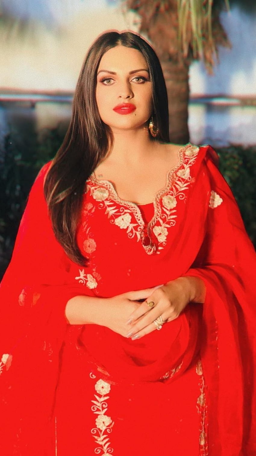 Himanshi Khurana, Actress HD phone wallpaper