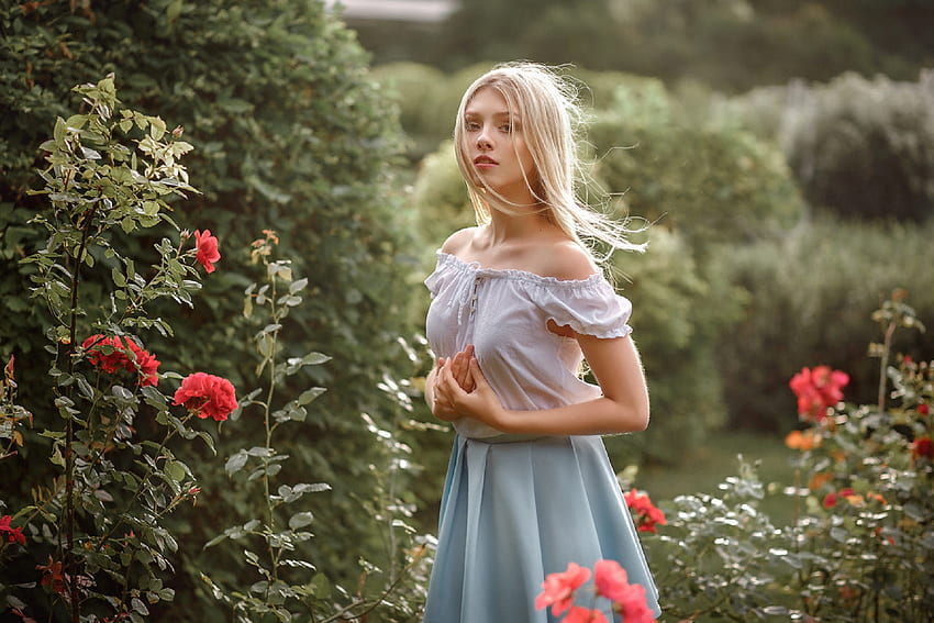 Alice Tarasenko, flowers, model, dress, blonde, outdoors HD wallpaper