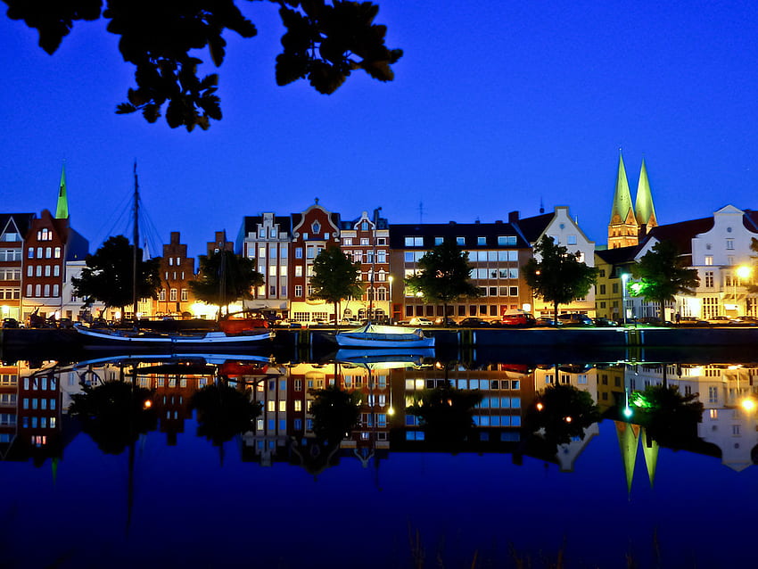 View on the city of Lübeck (Unesco world heritage), Lubeck HD wallpaper
