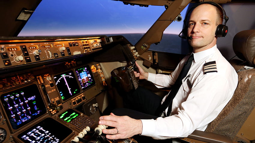 Kaptan Kamarası: Pilotların Uçuş Sırasında Uyudukları Gizli Süitler. Financial Times, Uçak Kabini HD duvar kağıdı