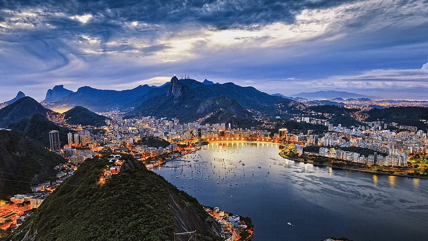 Pemandangan udara penuh rio de janeiro malam teluk gunung brasil, Latar Belakang Wallpaper HD