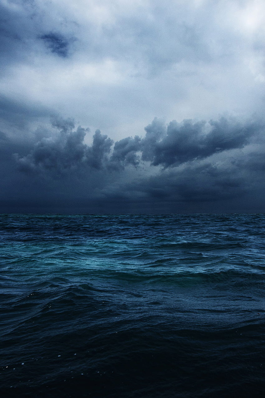 Storm At Sea iPhone - - - Tip, Ocean Storm iPhone HD phone wallpaper