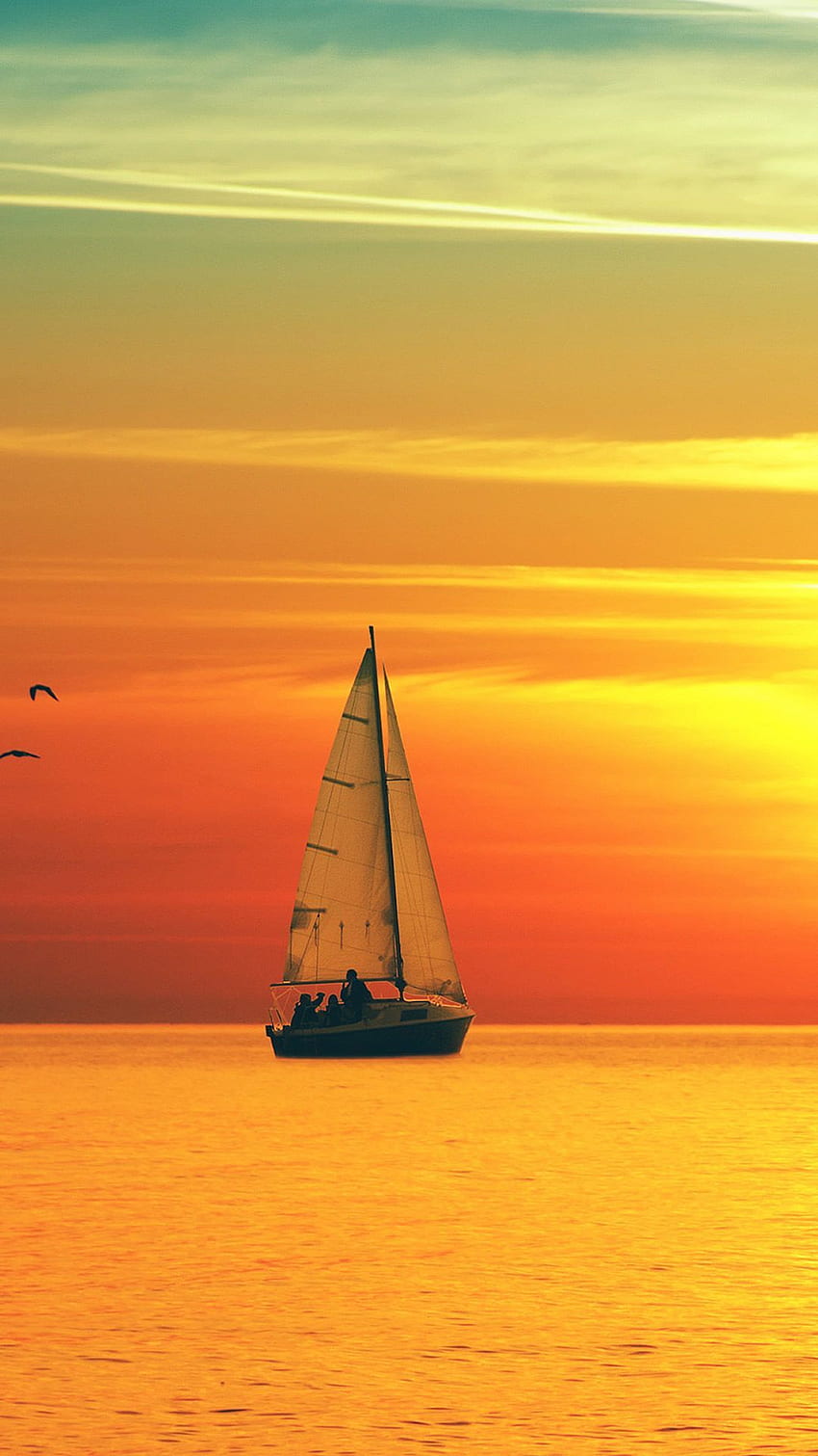 Golden Sunset Ocean Sail iPhone 6 . iPhone , iPad Вкл. Красива пейзажна графика, графика, лодка, морски океан HD тапет за телефон