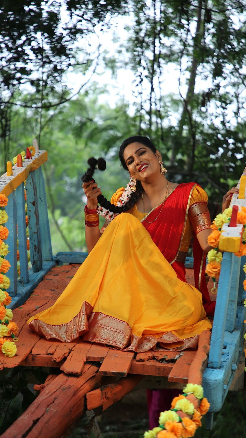 Himaja, telugu actress, saree lover HD phone wallpaper