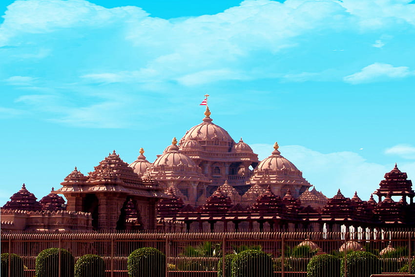 Swaminarayan Akshardham at New Delhi is a Mandir – an abode of God, a Hindu house of worship, and a spiritual and cultural campus dedicated to devotion, learning and harmony.: hinduism, Akshardham Temple HD wallpaper