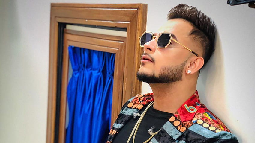 Haan Haan Hum Peete Hain Video Song from Haan Haan Hum Peete Hain | Millind  Gaba | Hindi Video Songs | Video Song : Hungama