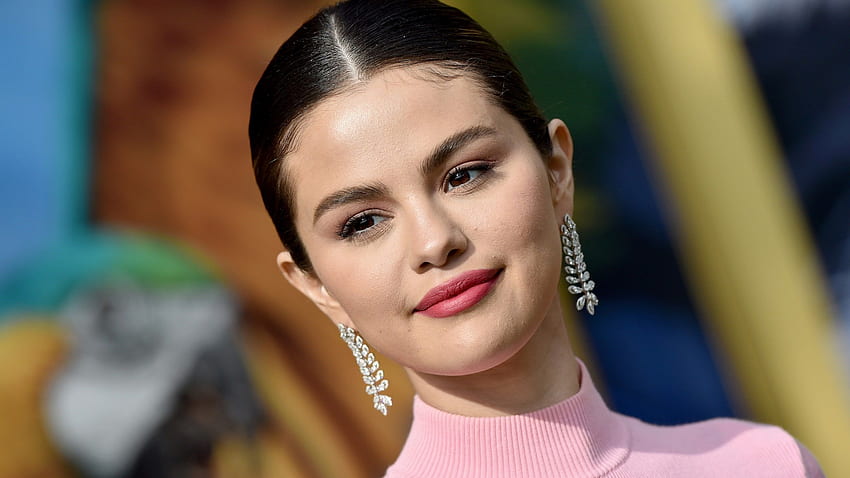 Selena Gomez'in 'Nadir' Holografik Işıltılı Manikür HD duvar kağıdı