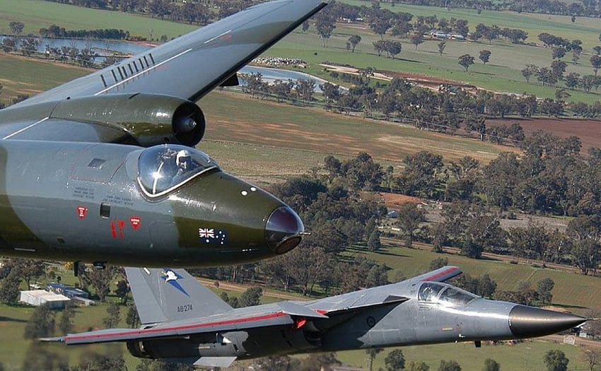 General Dynamics F-111 Aardvark - English Electric Canberra, Канбера, F-111 Aardvark, General Dynamics, English Electric HD тапет