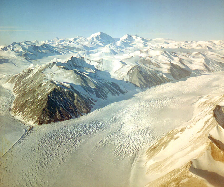 Beardmore Glacier, blue sky, mountains, snow, glacier HD wallpaper