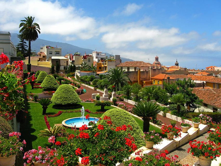 Keindahan Spanyol, langit biru, taman, jalan setapak, kolam, semak, pohon, bunga, mekar Wallpaper HD