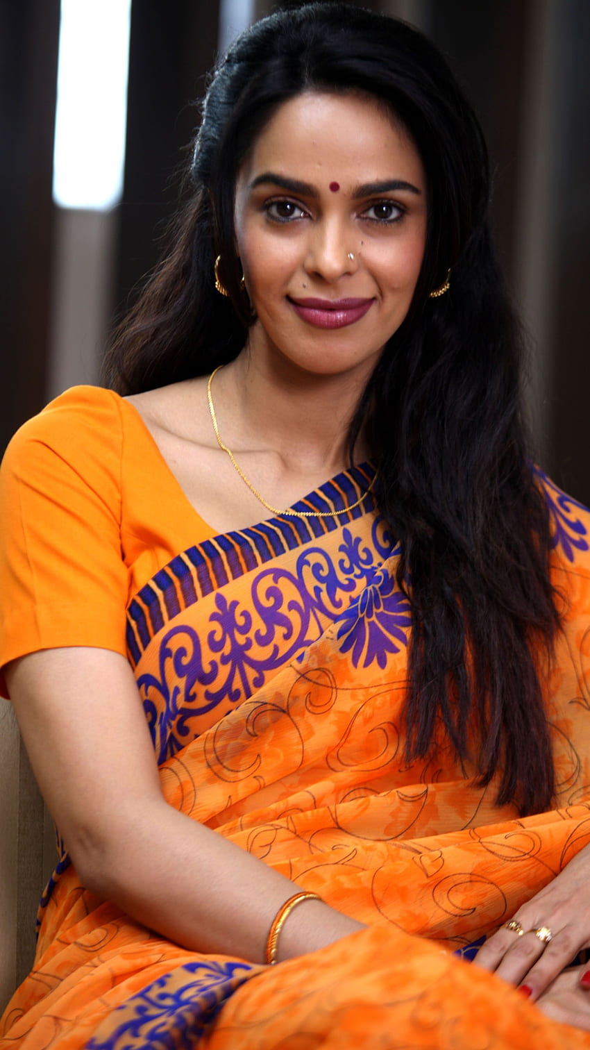 Mallika Sherawat, atriz de Bollywood, amante de saree Papel de parede de celular HD