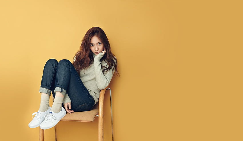 Women's Gray Sweatshirt, K Pop, Krystal, Long Hair, Jung HD wallpaper