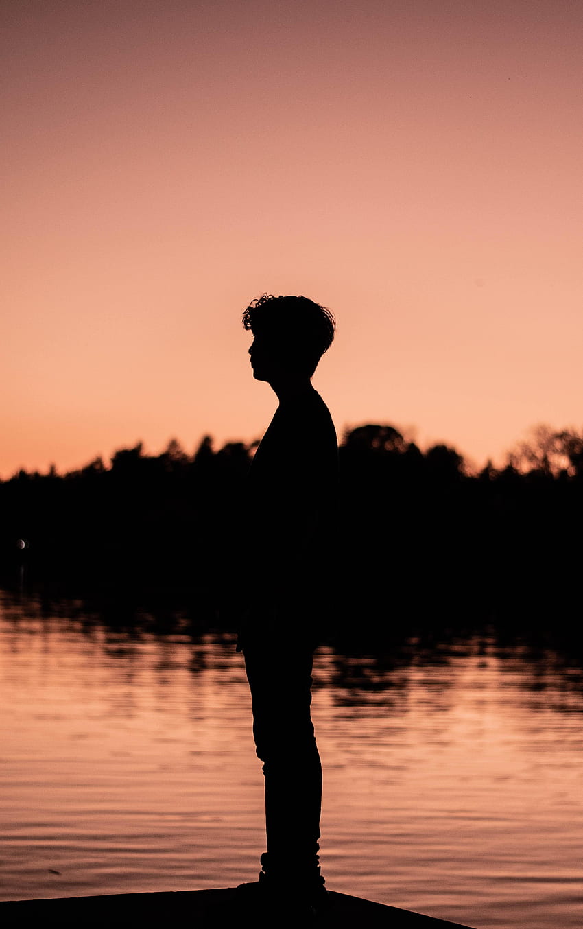 Wasser, Sonnenuntergang, Dunkel, Silhouette, Einsamkeit, Junge HD-Handy-Hintergrundbild