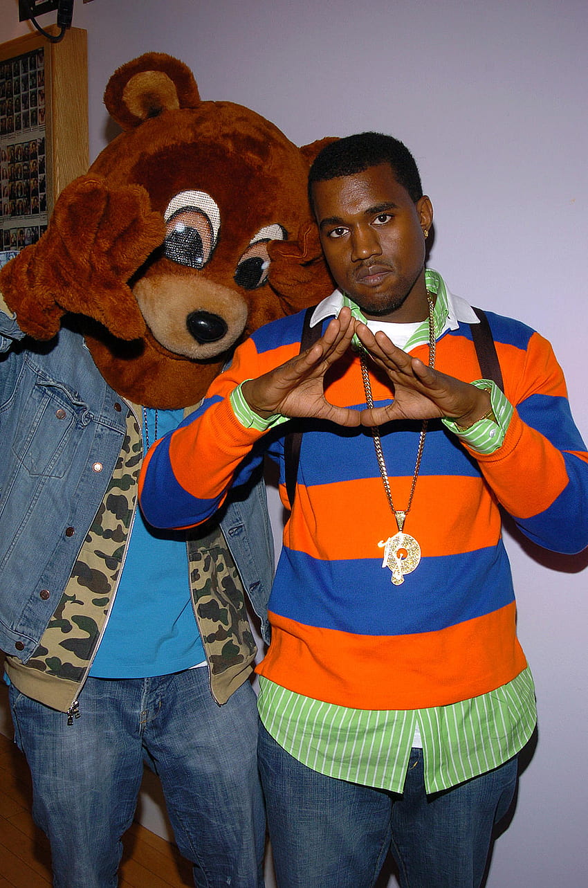 대형 테디 베어가 Kanye West의 반항을 상징하는 방법, Kanye West 늦은 등록 HD 전화 배경 화면