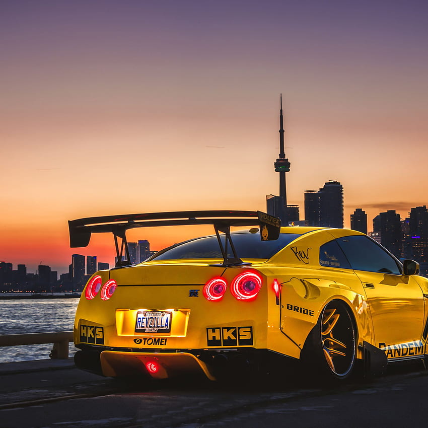 Nissan GTR Coche deportivo amarillo, Nissan GT-R Sports 2020 fondo de pantalla del teléfono