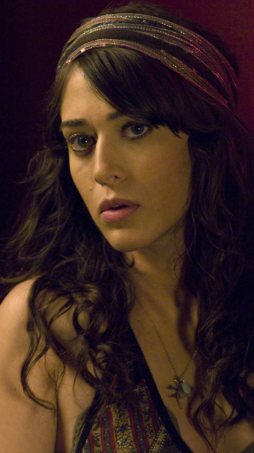 Lizzy Caplan, burning house of love, hollywood actress HD phone wallpaper