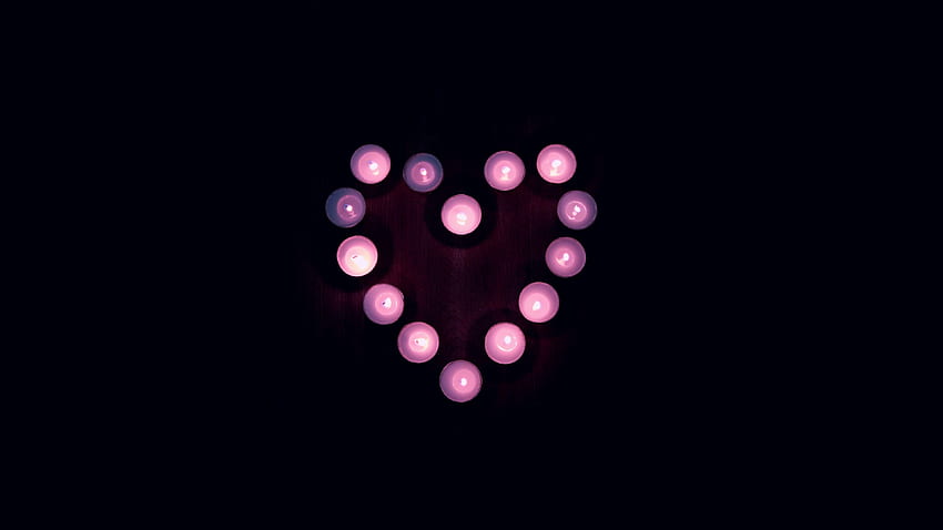 Любовно сърце, Светлини на свещи, Черен фон, Розово, Сърце, Чаена светлина, , Черно Тъмно HD тапет