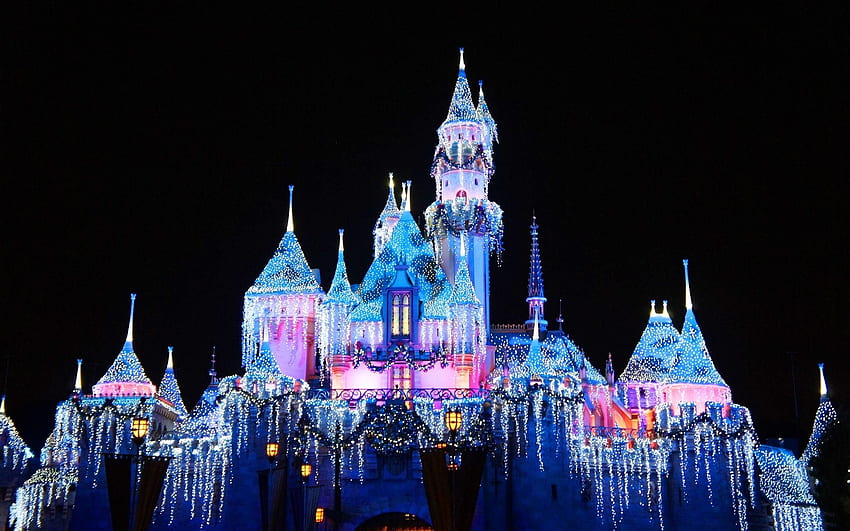 Christmas Disney . Disneyland christmas, Disneyland, Sleeping beauty castle HD wallpaper