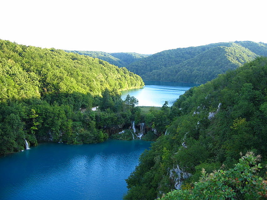 Laghi di Plitvice, blu, laghi, natura, Plitvice, Croazia, acqua, foresta Sfondo HD