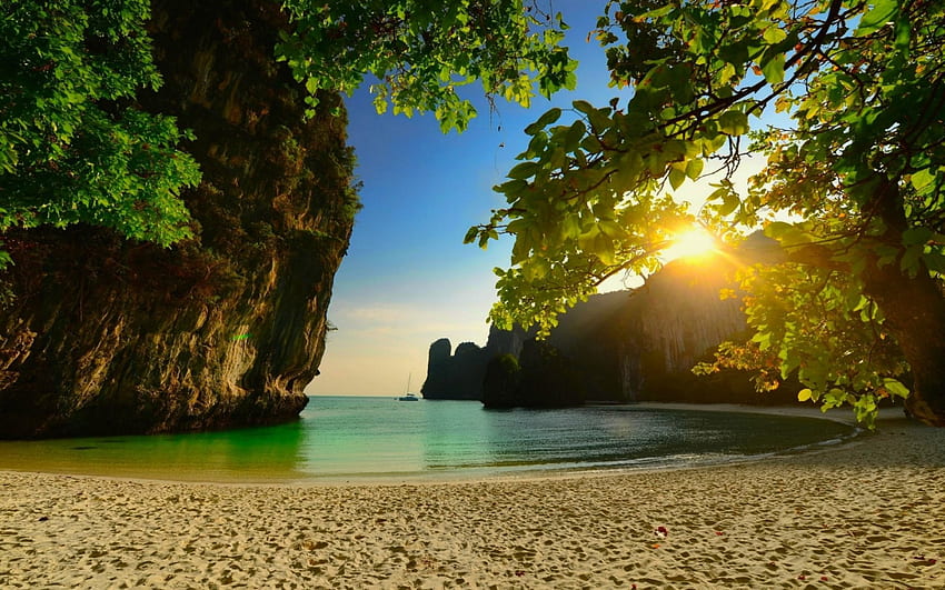 Sunset At Island Beach, остров, море, пясък, Тайланд, тропически, плажове, рай, красиво, скали, лято, ваканции, дървета, спокойствие, залез, пътуване HD тапет