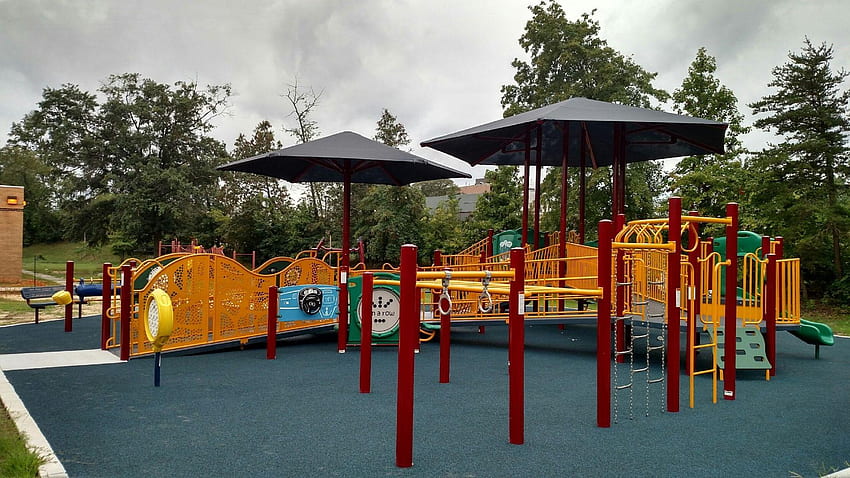 Accessible Elementary School Playground HD wallpaper